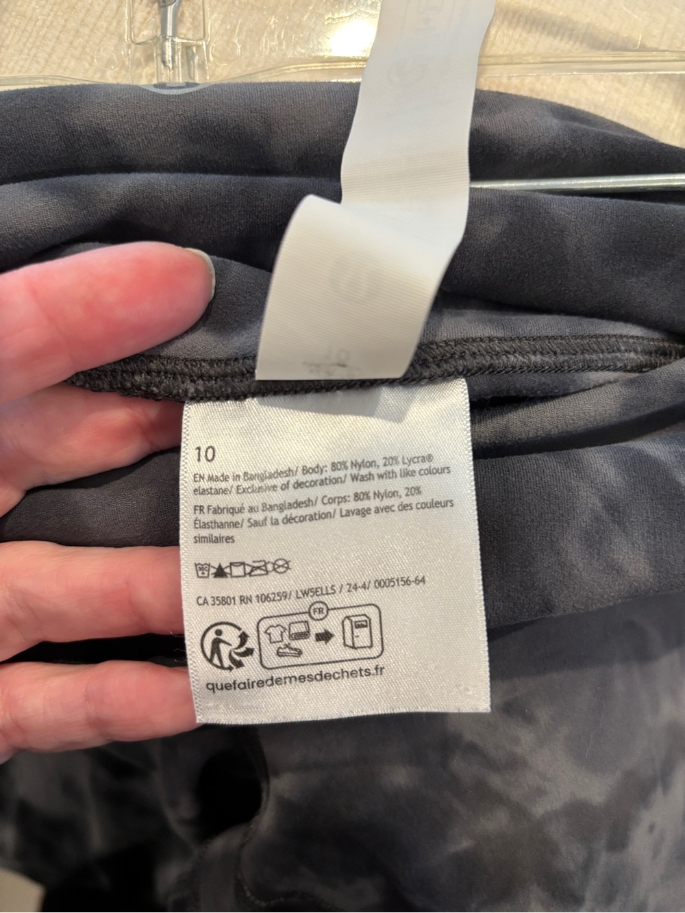 lululemon athletica Align High-Rise Pant 25”. Size 10 - Picture 9 of 11